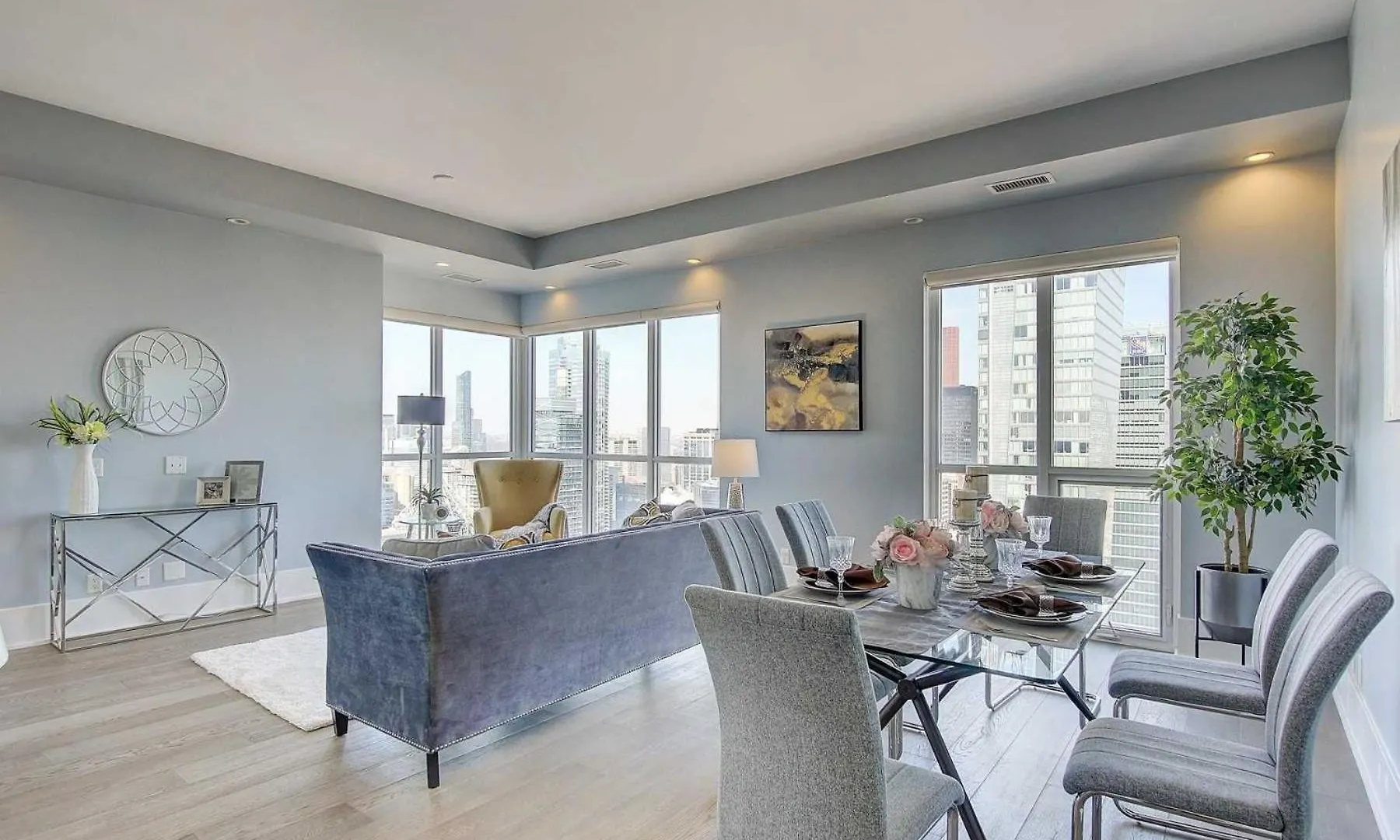Apartment Grand Sapphire Suites Toronto