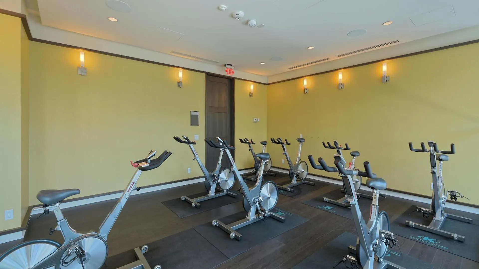 Apartment Grand Sapphire Suites Toronto