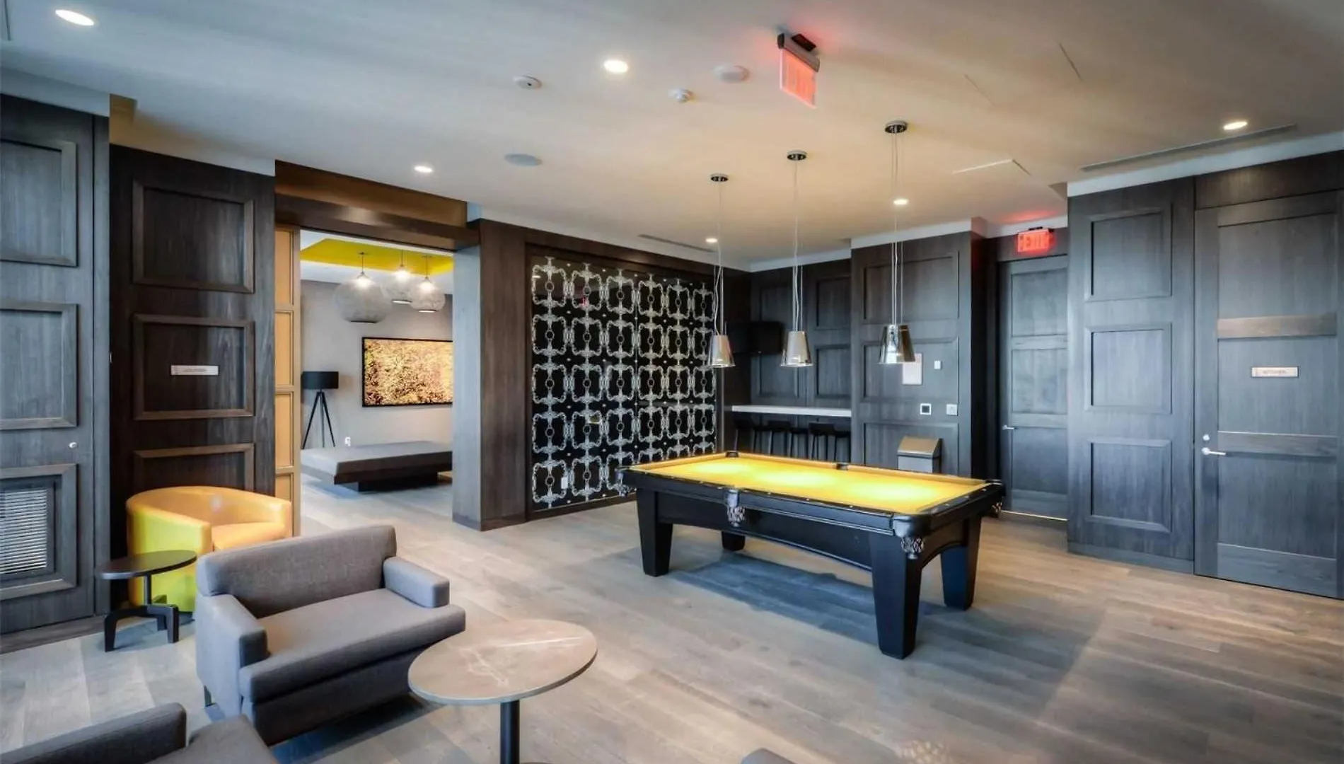 Grand Sapphire Suites Toronto