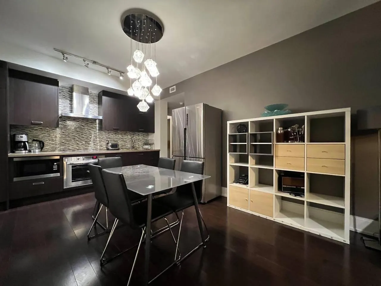 Grand Sapphire Suites Toronto Canada