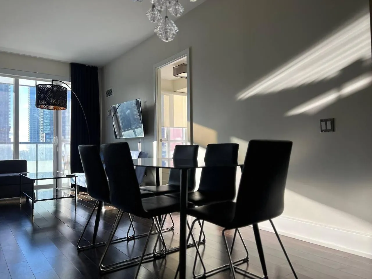 Apartment Grand Sapphire Suites Toronto